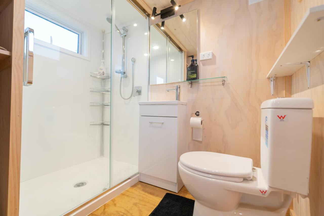 Tiny Piece Of Paradise - Te Anau Tiny House Ngoại thất bức ảnh
