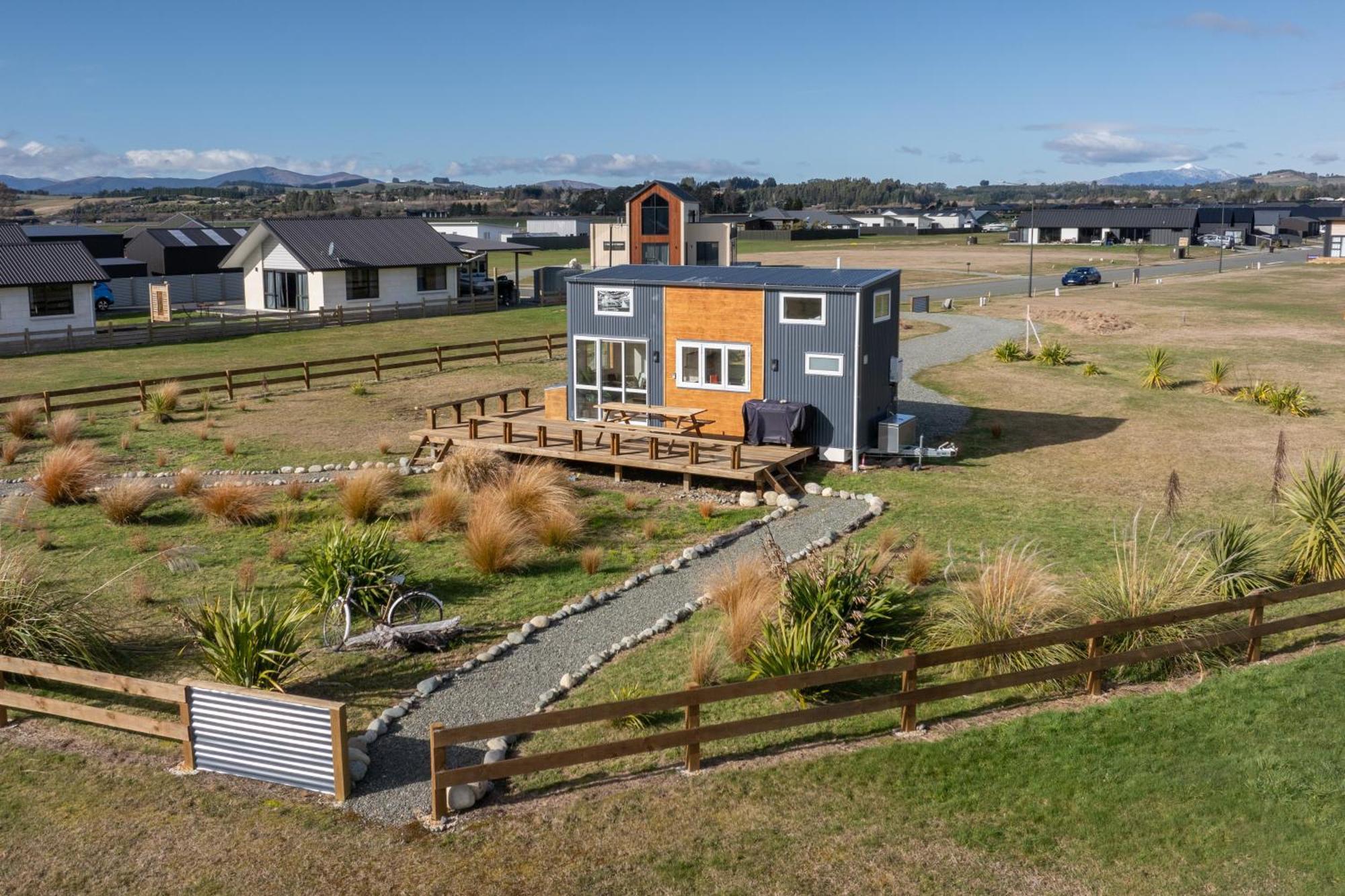 Tiny Piece Of Paradise - Te Anau Tiny House Ngoại thất bức ảnh