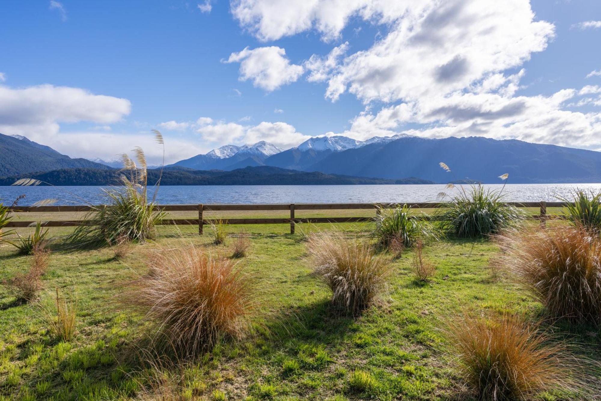 Tiny Piece Of Paradise - Te Anau Tiny House Ngoại thất bức ảnh